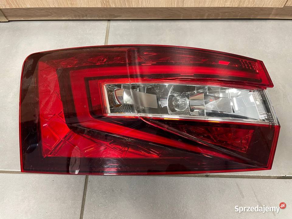 Skoda Superb III lampa tył lewa sedan Kozubszczyzna Sprzedajemy pl