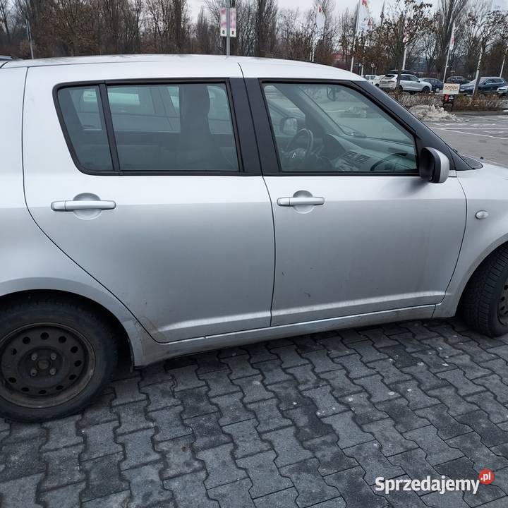 Sprzedam Suzuki Swift Krak W Sprzedajemy Pl