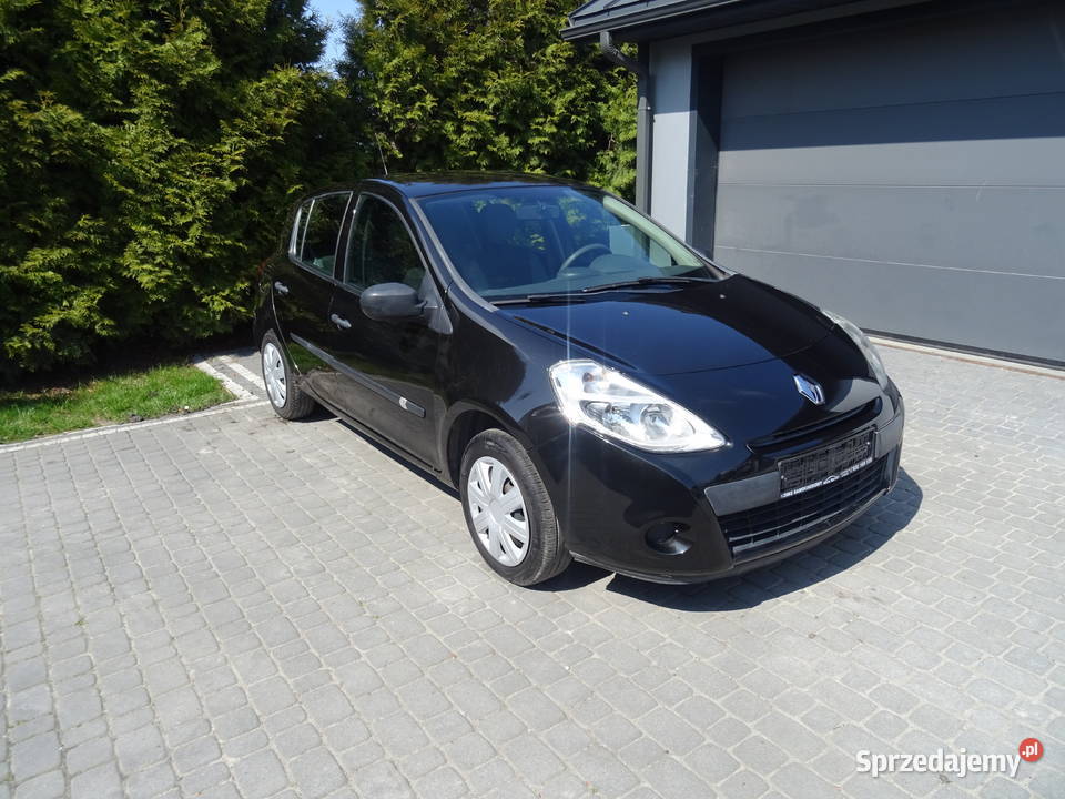 Renault Clio III 1 2 benzyna przebieg 93 tys km klima Jatutów