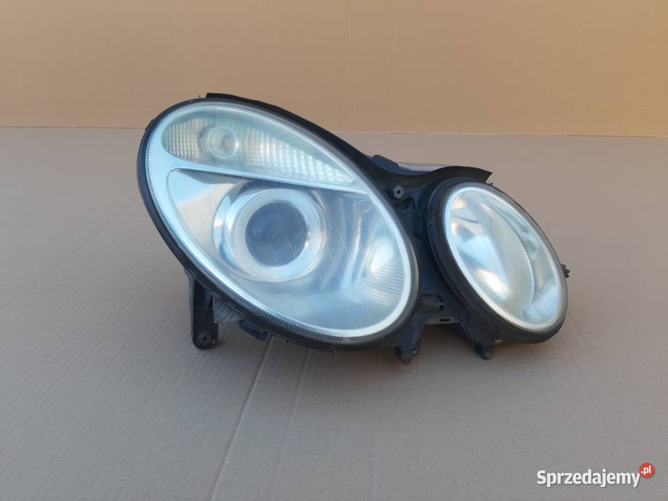 Mercedes E Klasa W Reflektor Prawy Lampa Hella Trzciel Sprzedajemy Pl