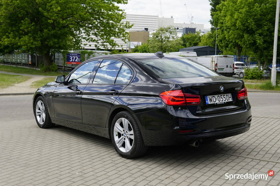 BMW 318 BMW 318i Limuzyna Facelift Sport Line 1 5 136KM F30 F31 2012