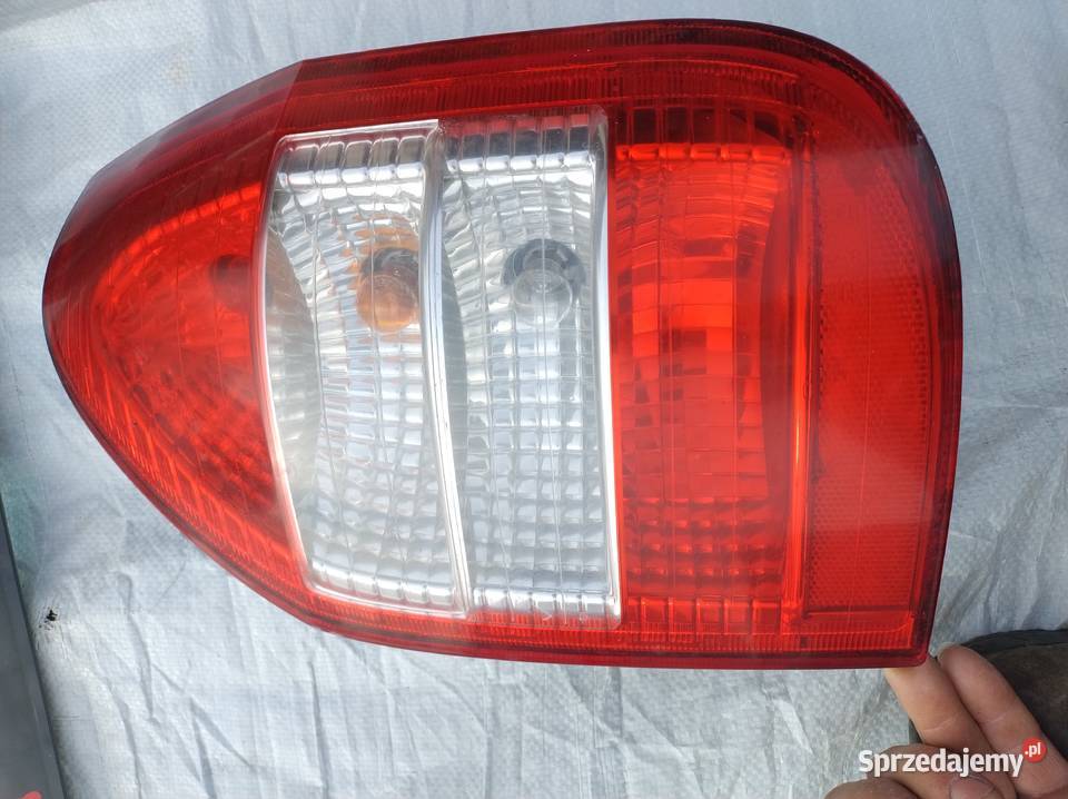 Lampa Tylna Lewa I Prawa LIFT OPEL Zafira Zahajki Kolonia