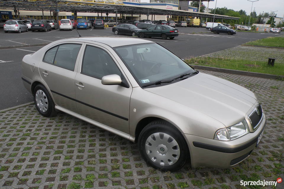 Skoda Octavia Ice Tour 1 6 benzyna 2005 Poznań Sprzedajemy pl