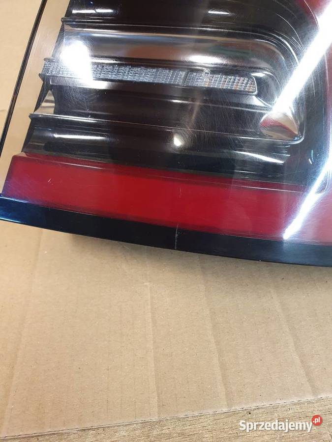 Tesla Model Lampa Prawa Tylna Prawy Ty B Mi Dzych D