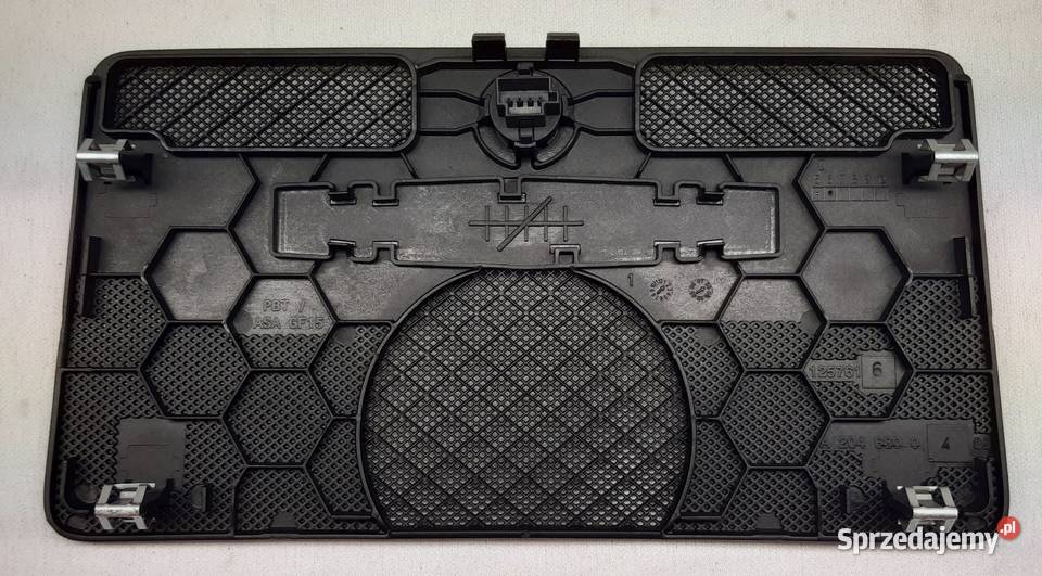 MASKOWNICA KONSOLI MERCEDES W204 A2046800489 osobowe Mielęcin