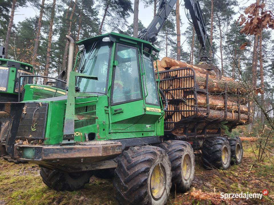 Forwarder John Deere 810D Hrubieszów