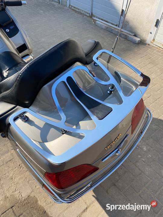Honda Goldwing GL1800 Bagażnik płaski chrom nowy Myje
