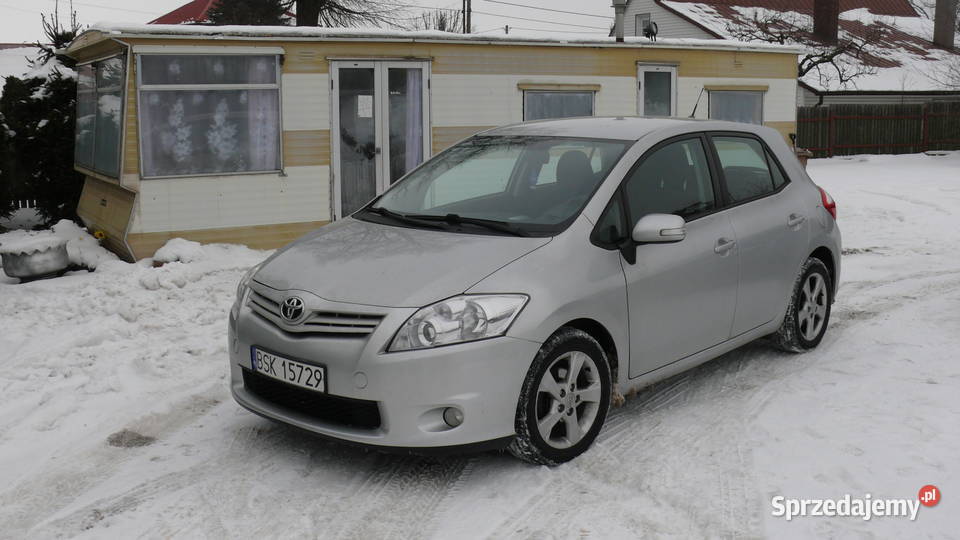 Toyota Auris 133 benzyna LIFT 2012r Sprowadzony poduszka powietrzna Sokółka