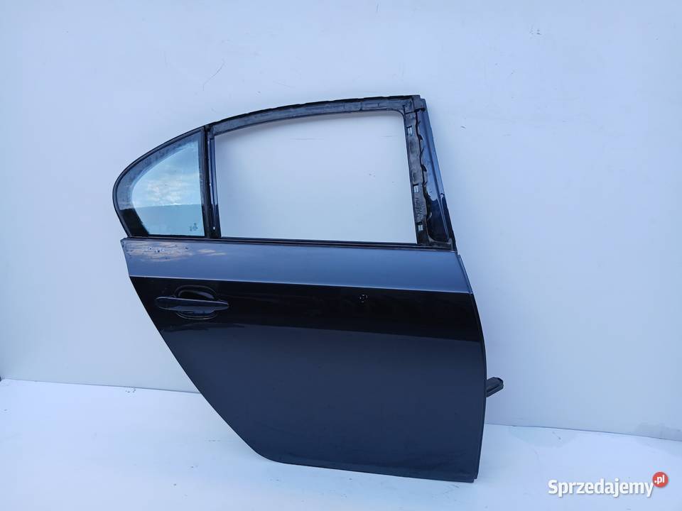 DRZWI PRAWE TYLNE BMW E60 4169 Strzyżewice sprzedam