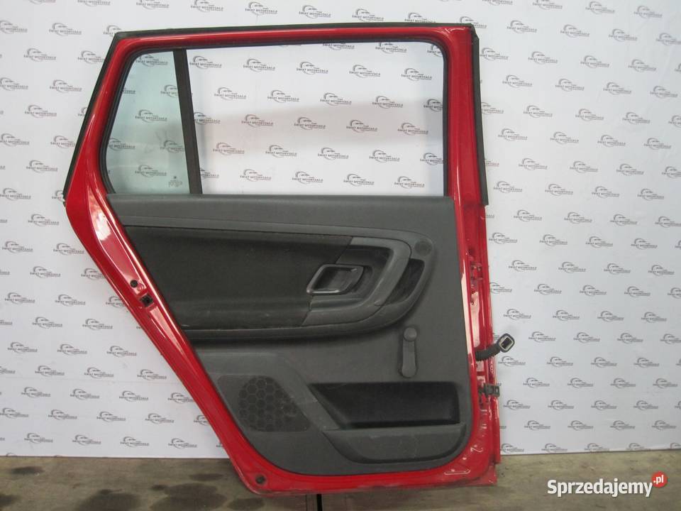 SKODA FABIA II drzwi lewe tył
