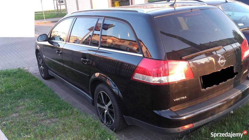 CZARNY OPEL VECTRA C 1910cm3