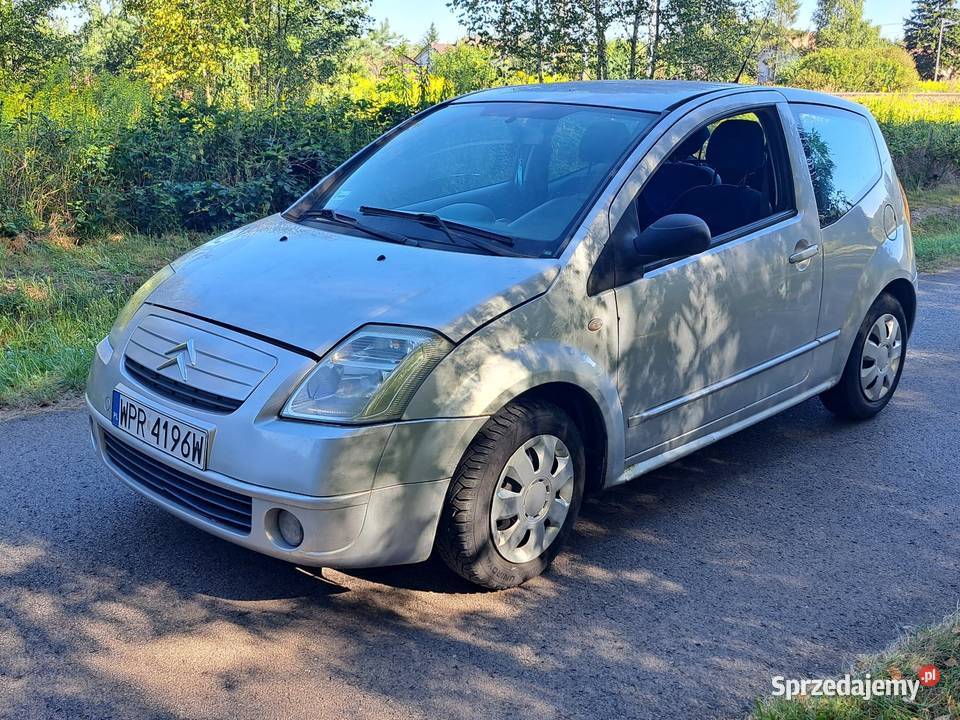 Sprzedam Citroena C2 12 benzyna 2004r manualna