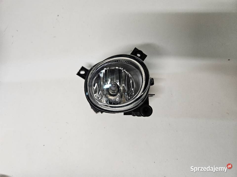 AUDI A4 B7 HALOGEN PRAWY ZDERZAKA PRZÓD 89203969