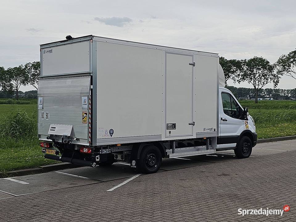 Ford ETRANSIT kontener winda załadowcza 4x2 2025 sprzedam