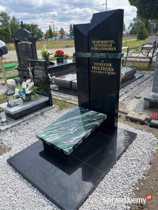 NAGROBEK POMNIK GRANITOWY URNOWY GRANIT SZWED Konary
