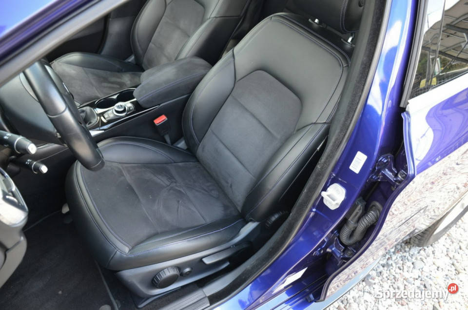 Infiniti Q30 Zarejestrowane 16i 122 Serwis Led sprzedam