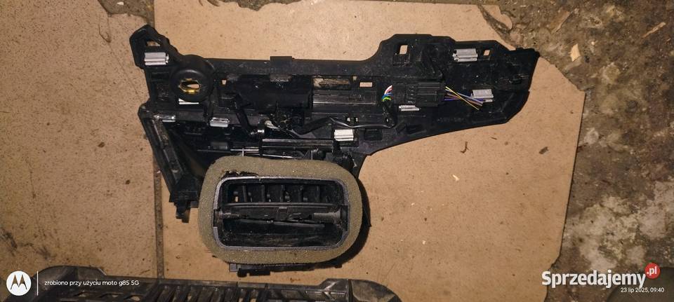 Kratka wlot nadmuchu konsoli lewa Audi Q7 4m dolnośląskie Lubin sprzedam