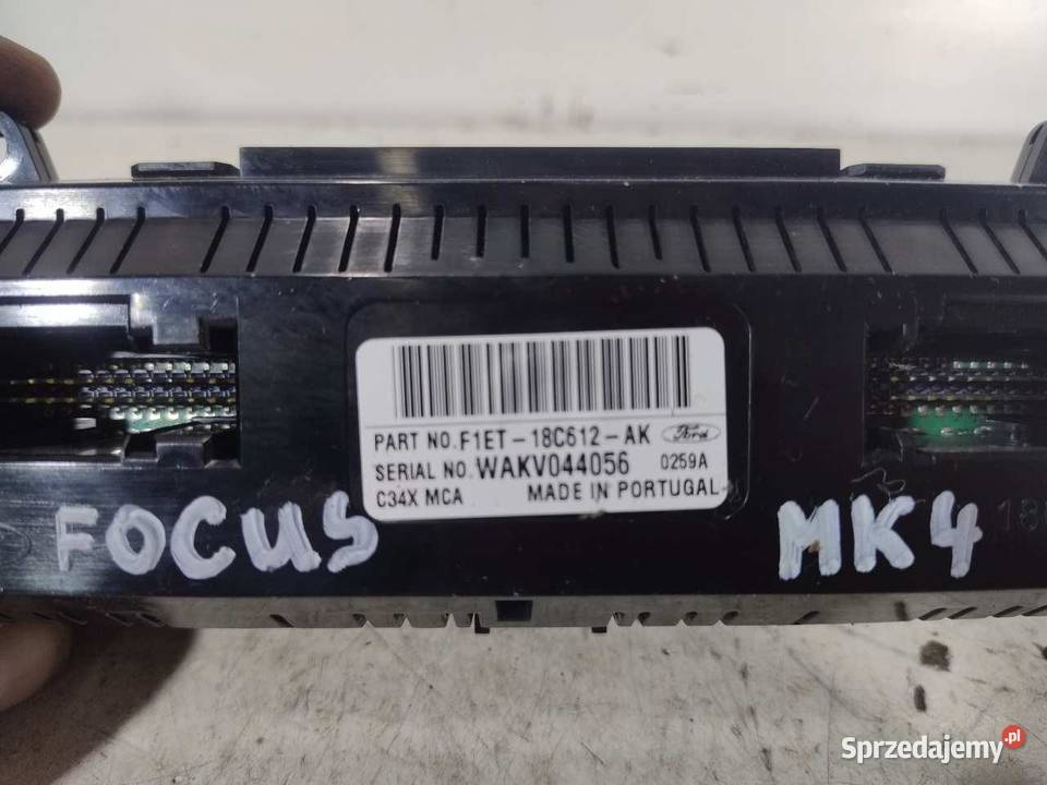 PANEL KLIMATYZACJI FORD FOCUS MK4 F1ET18C612AK Panele sterowania, przełączniki
