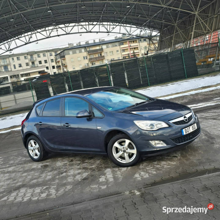 Opel Astra Opel Astra 14 Turbo Cosmo J 20092019 kamera cofania Ostrów Mazowiecka