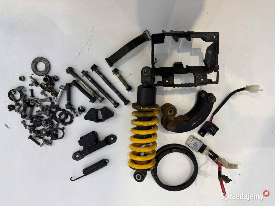 ZESTAW ŚRUB ŚRUBA ŚRUBY Yamaha YZF R125 125 lubelskie Chełm