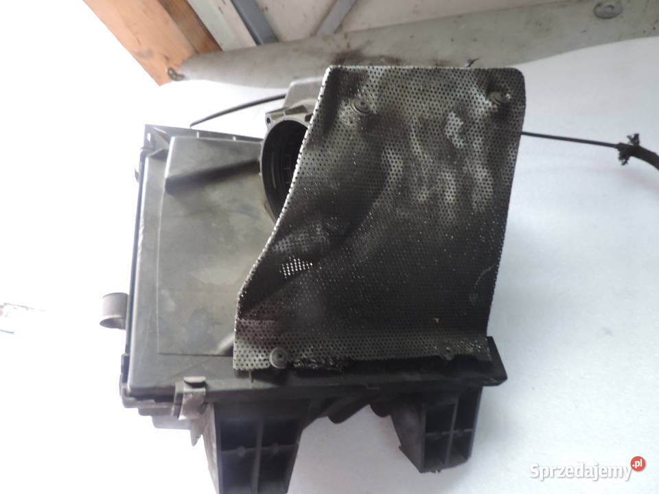 OBUDOWA FILTRA POWIETRZA Passat B5 FL 19 TDI 130 małopolskie