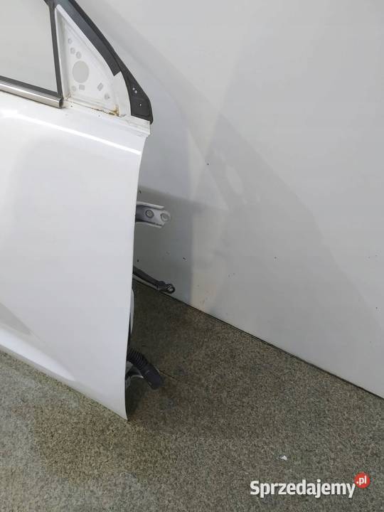 DRZWI PRAWE PRZÓD WD Kia Sportage III 20102015