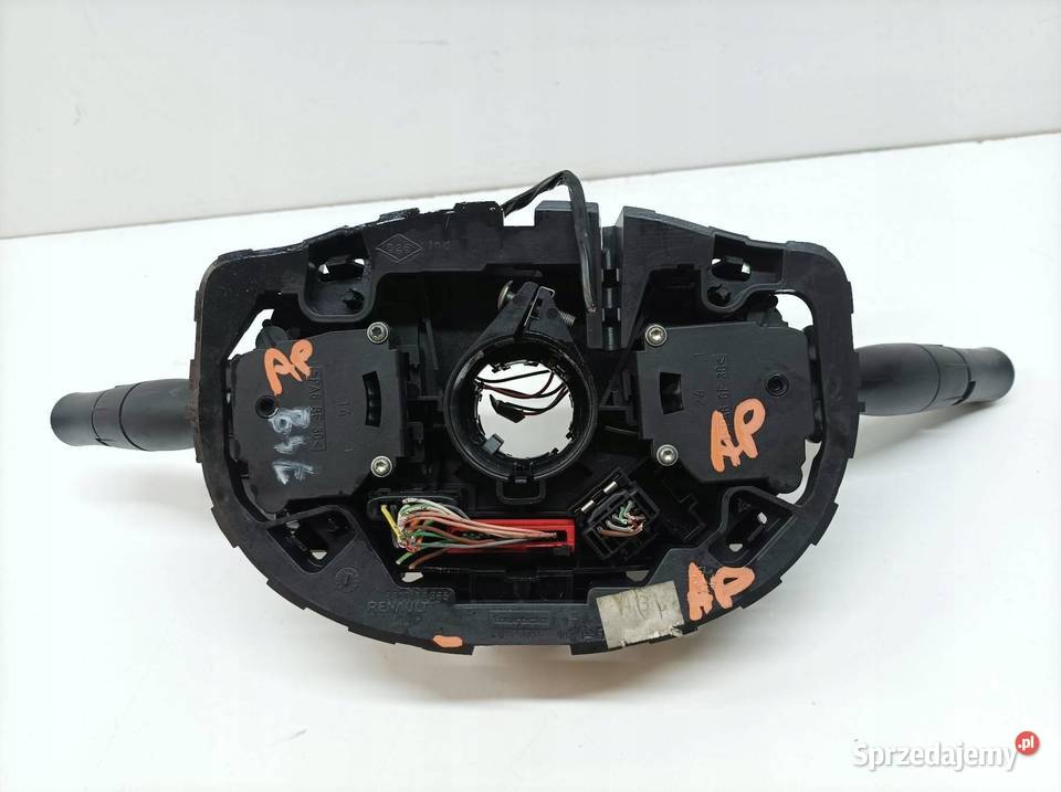 PRZEŁĄCZNIK ZESPOLONY 8200216467 Renault Megane Panele sterowania, przełączniki