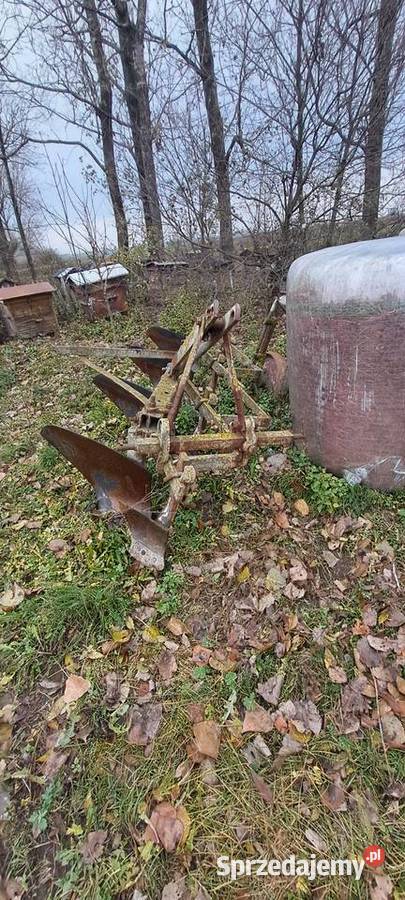Sprzedam pług 3 skibowy zagonowy Kłodawa sprzedam