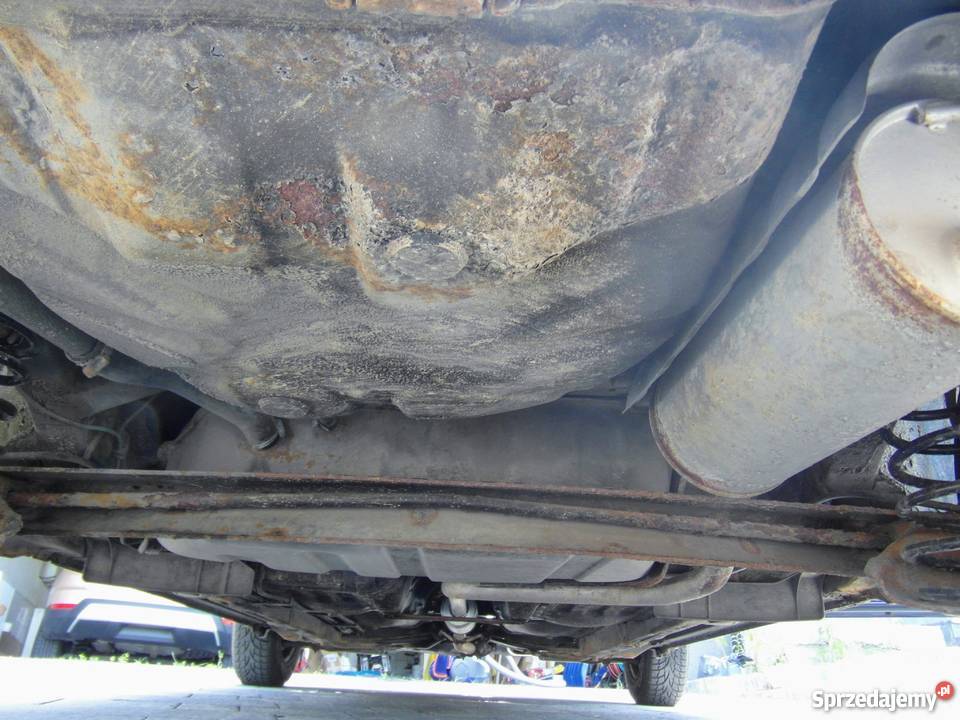 Toyota Yaris 10 wersja 3drzwiowa 65KM Brzoskwinia