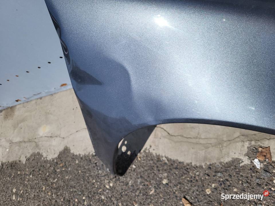 Volvo v50 2010r 45516 błotnik prawy przód