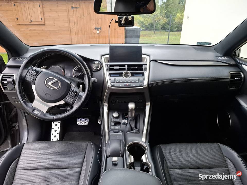 Lexus NX 200t F sport salon mazowieckie Borowa Góra