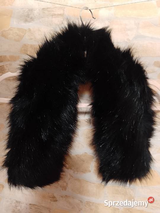 Futrzany kołnierz z Londynu czarny Futrzany szal Kraków