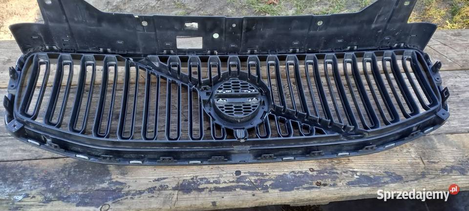 Sprzedsm grill antrapa volvo xc60 2 generacjia Borek