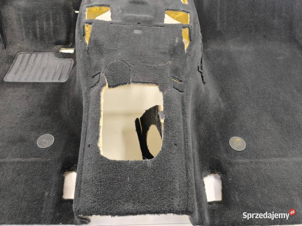 DYWAN WYKŁADZINA PODŁOGA PRZÓD BMW E61 E60 sprzedam