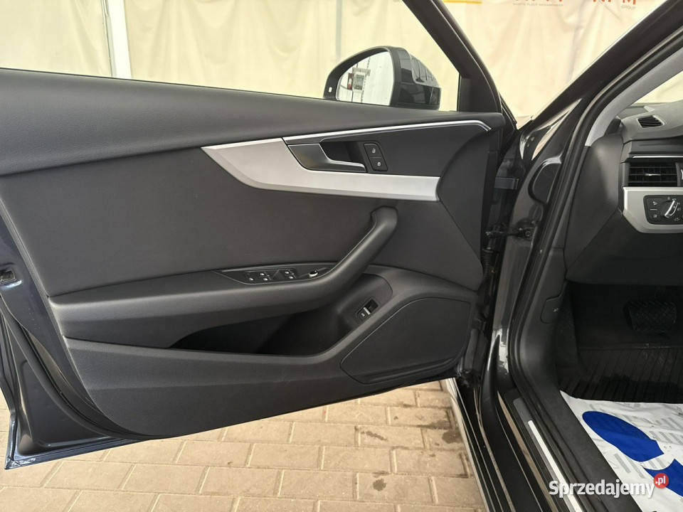 Audi A4 20 35 TFSI S tronic 150 Advanced Salon mazowieckie