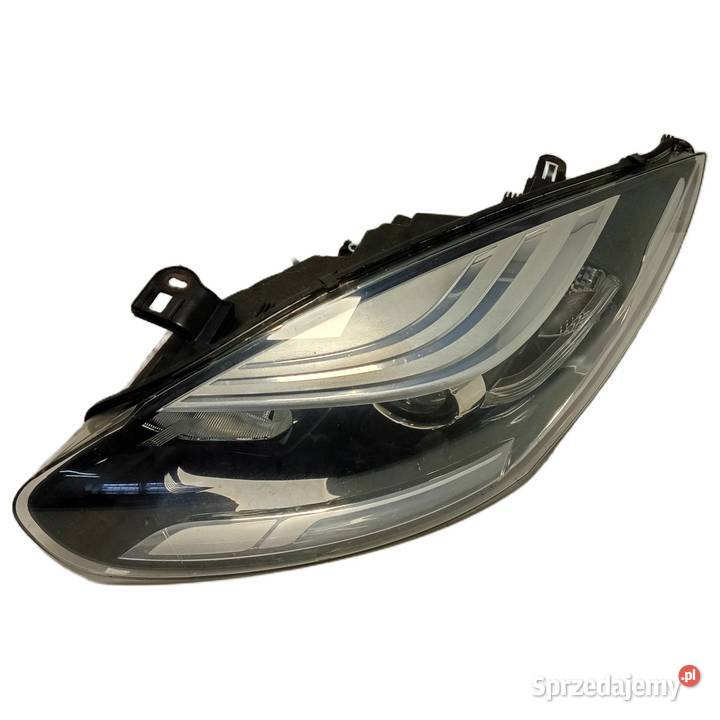Reflektor przedni prawy halogen LED 130702447800 sprzedam