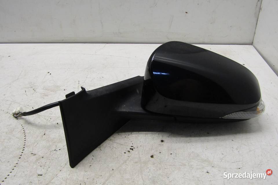 LUSTERKO LEWE 7 PIN 209 TOYOTA YARIS III