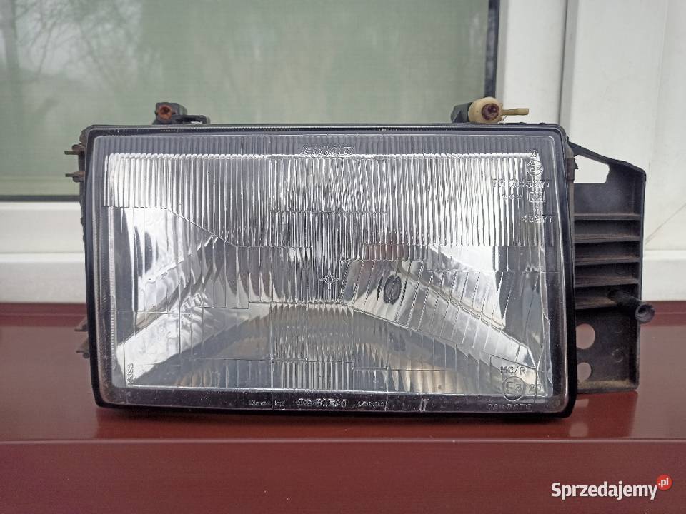 Fiat Tipo 1 I lampa przednia prawa reflektor Sieradz