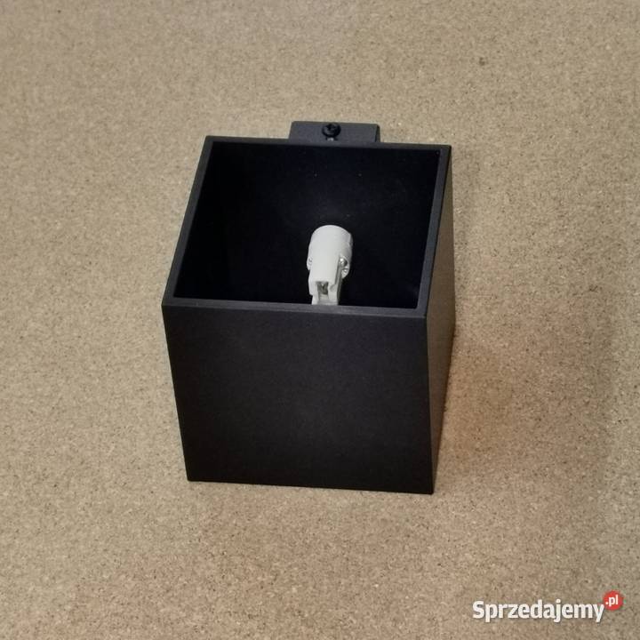 Prosty nowoczesny kinkiet Oświetlenie Kraków