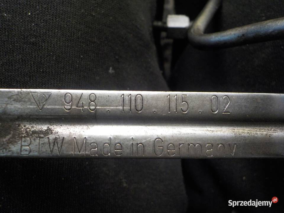 PORSCHE CAYENNE 48 V8 09r 385 M48 M4801 listwa Części samochodowe Suków