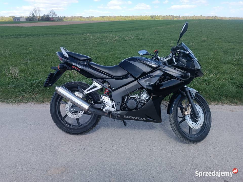 Honda CBR 125 zadbana gotowa na sezon 125cm3 mazowieckie Żelechów sprzedam