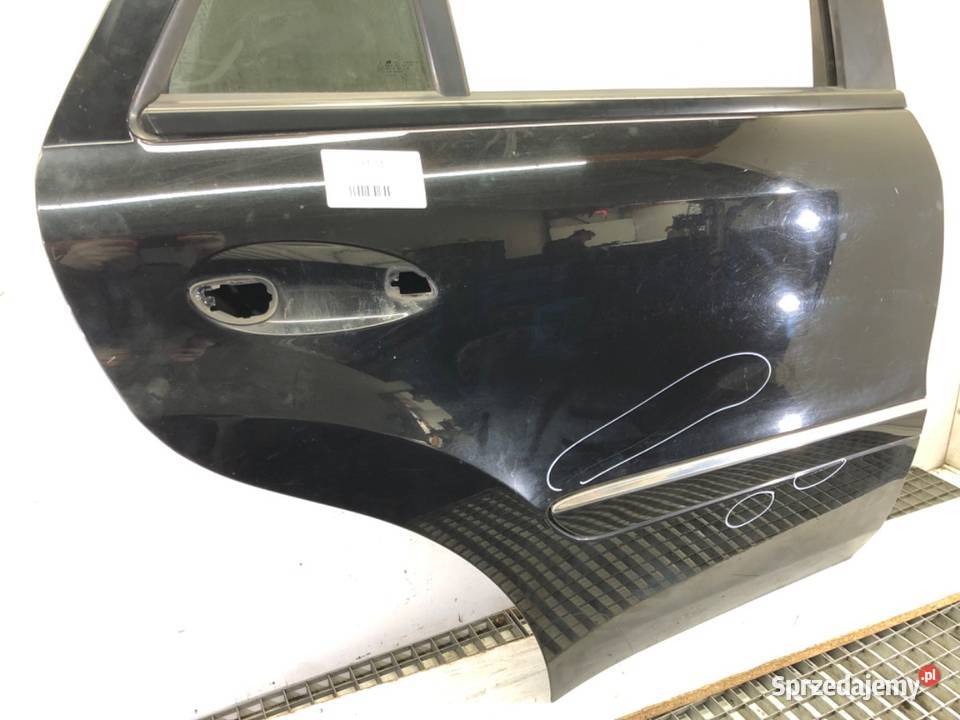 DRZWI PRAWY TYŁ MERCEDES W164 SUV 0512 osobowe