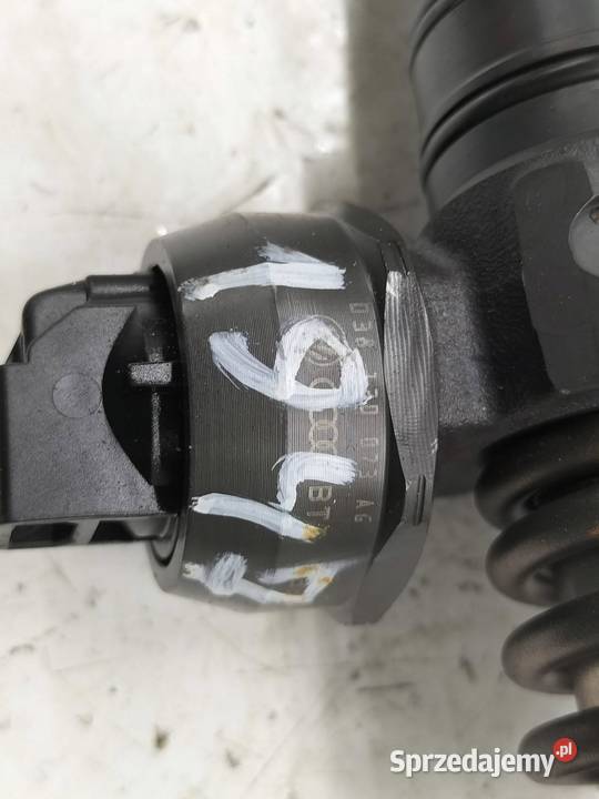 POMPOWTRYSKIWACZ 038130073AG 0414720215 19 TDI