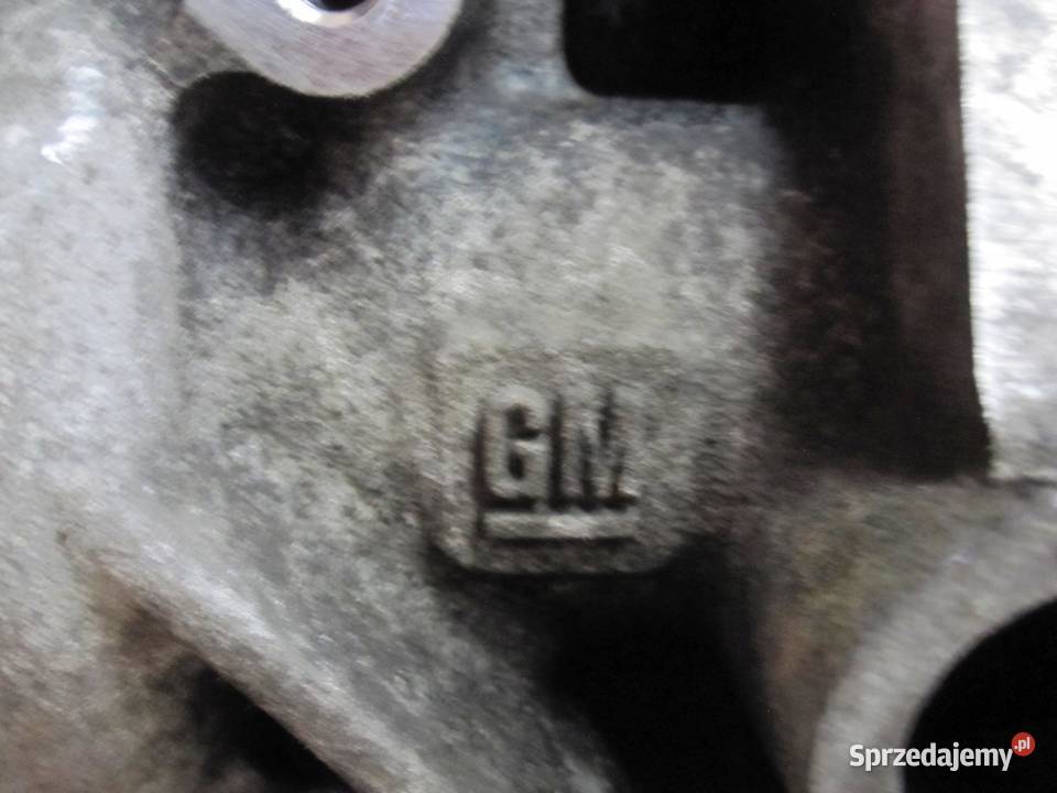 OPEL ASTRA 16 CDTI LVM B16DTL 110 blok silnika Blok silnika