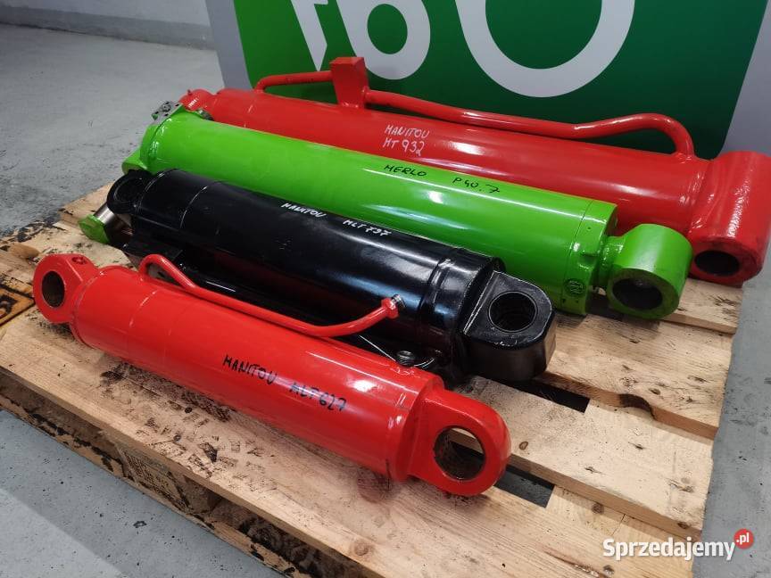 Siłownik wychyłu łyżki Manitou MLT 737 Pozostałe Wilkowo