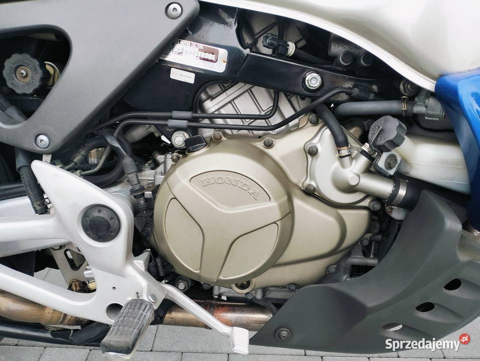 Honda Varadero 1000 XL1000V niski przebieg VAT marża Rychwał