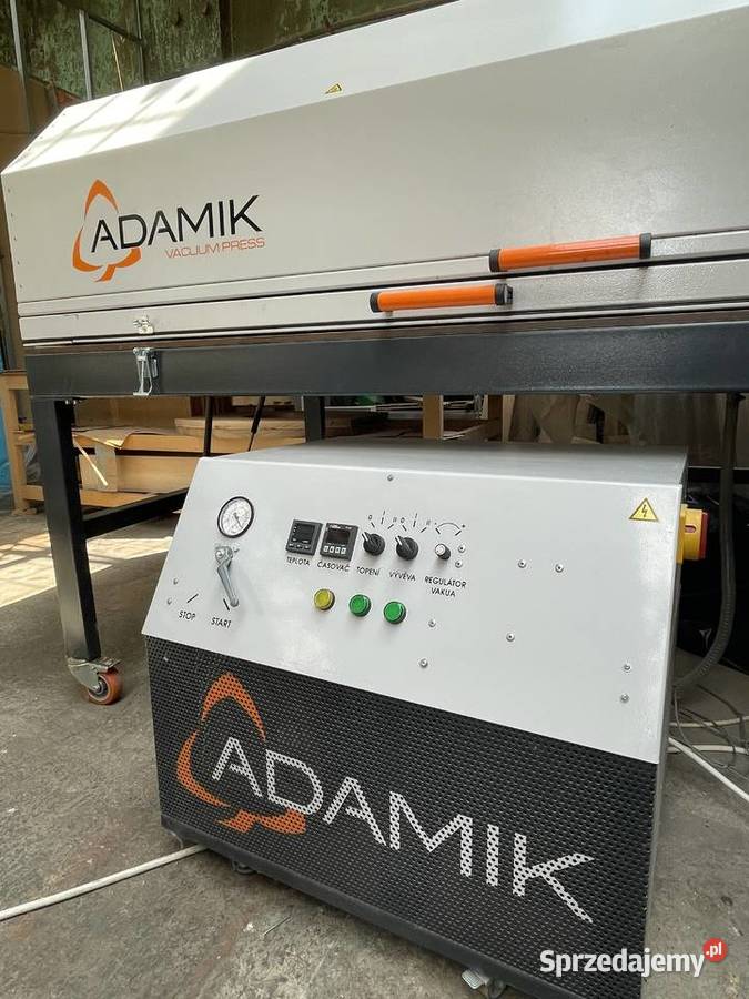 Prasa próżniowa membranowa czeskiej firmy Adamik Wysoka