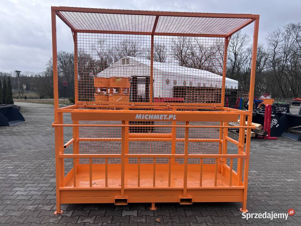 Kosz narzędziowy z certyfikatem skrzynia CE 130 łódzkie Kutno sprzedam