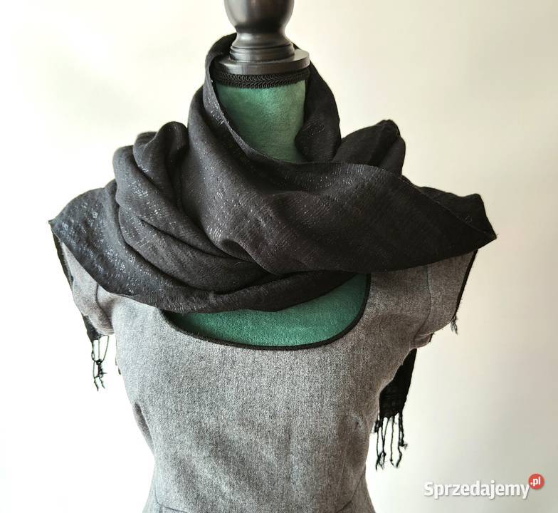 Duży czarny szalik chusta szal czerń srebrna Szczecin