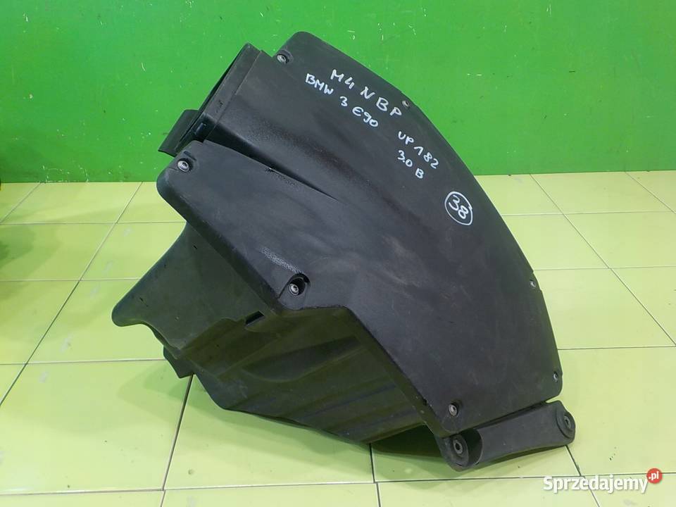 BMW 3 E90 30 B AUT 08r SEDAn 4D obudowa filtra Suków